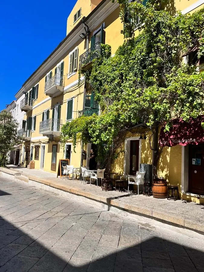 Dimora Elle Hotel La Maddalena  La Maddalena (Sassari)