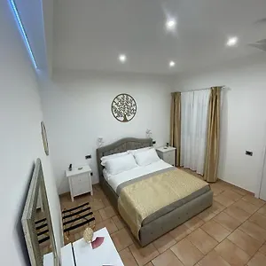 Bed & Breakfast La Maison Del Mas Gold, Elmas