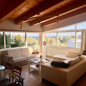 The Blue Window - - 300m From Sea Bed and breakfast Augusta