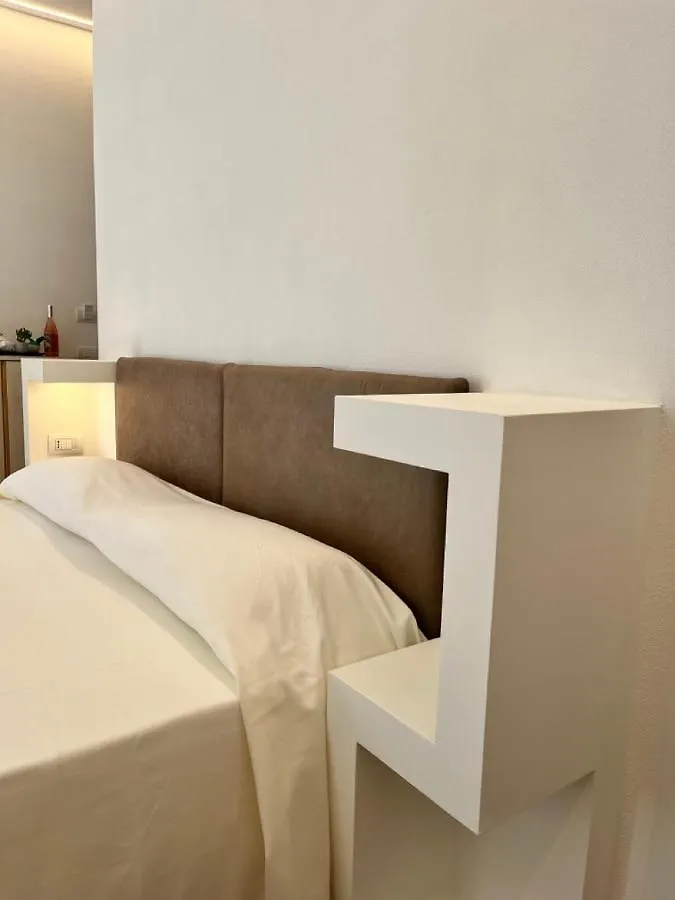 Affittacamere Hotel Dimora Elle La Maddalena